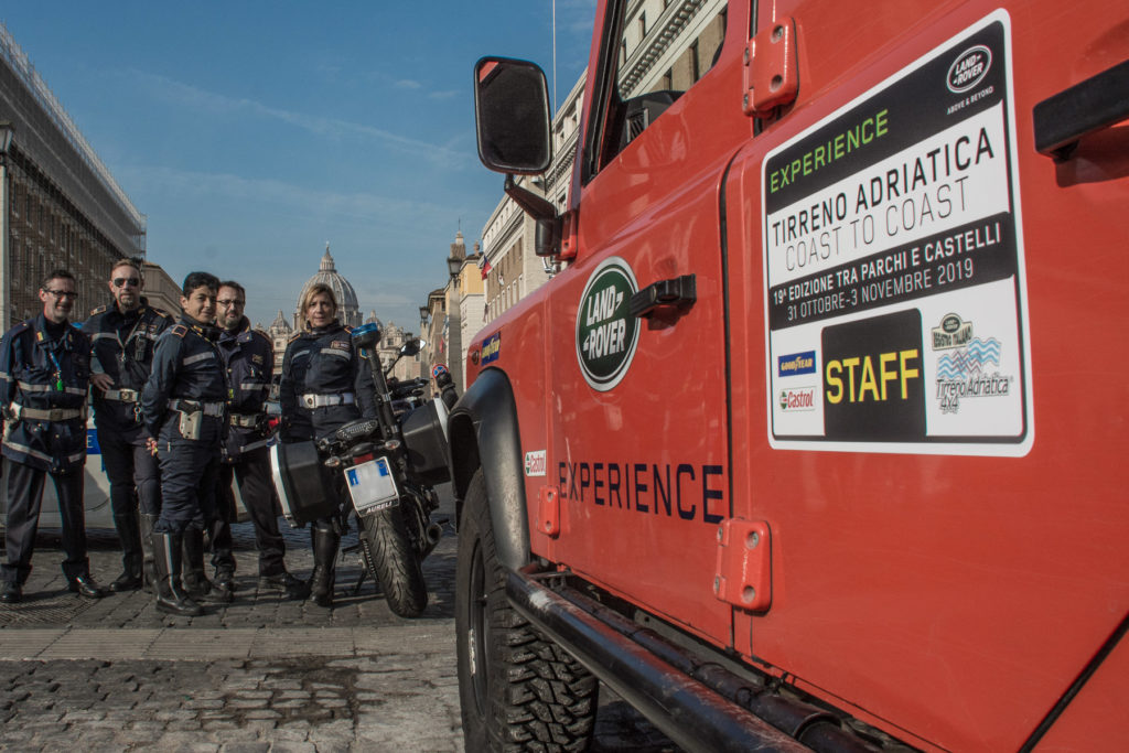 Tirreno_Adriatica_2019_Land_Rover_Experience_Italia_Registro_Italiano_Land_Rover2