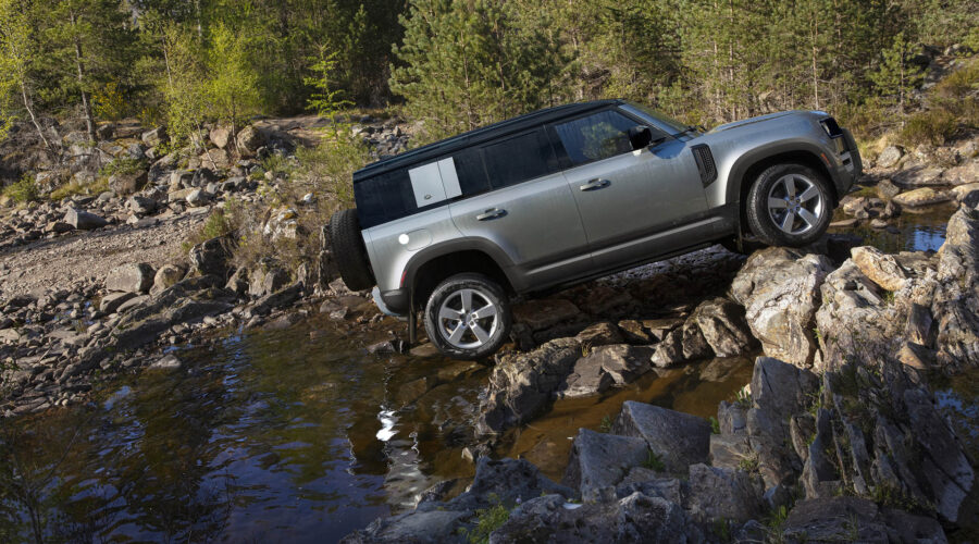 LRE-Land-Rover-Day-Valle-Aosta-Guida Defender-02