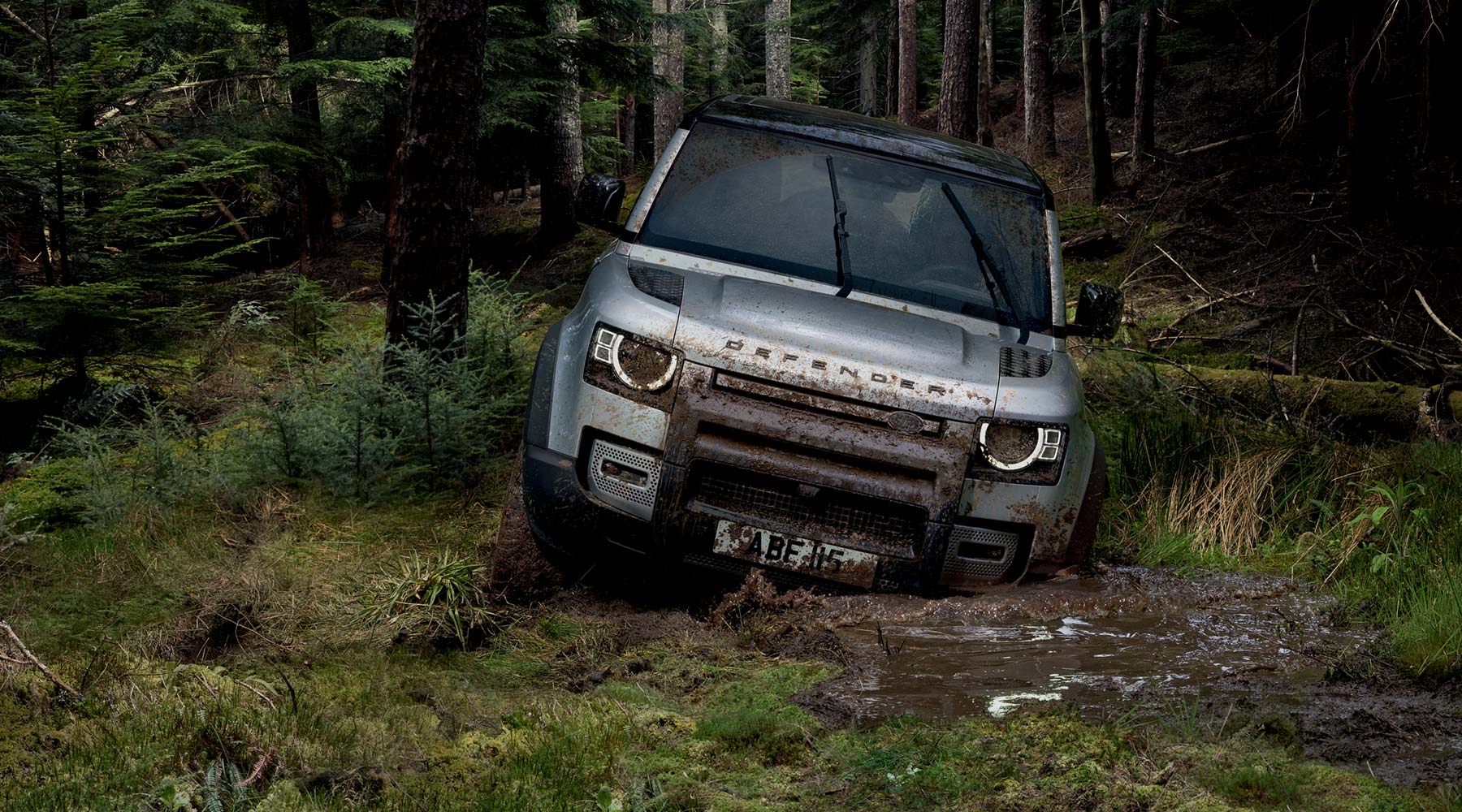 Rauduno-Land-Rover-Valle-dAosta-2020-guida-Nuova-Defender-Maps-1800x1000-copia